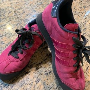 Adidas sneaker for women